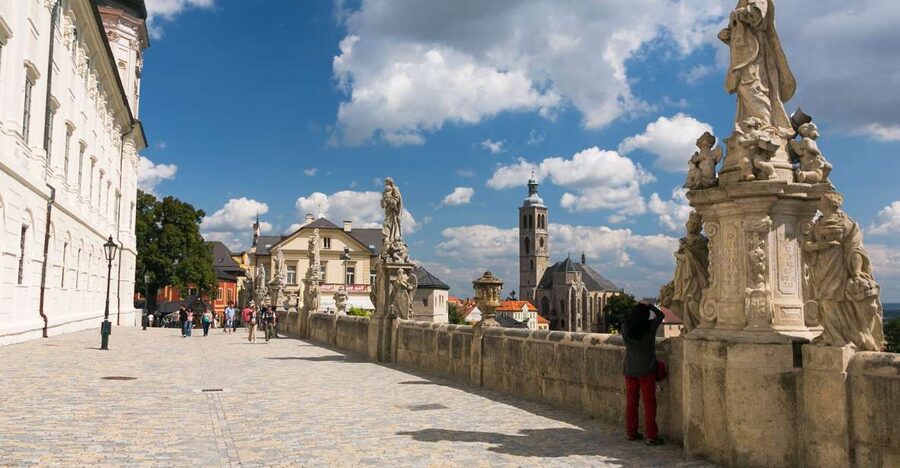 Prague: Kutná Hora, St Barbara's Cathedral and Bone Church - Key points at a glance