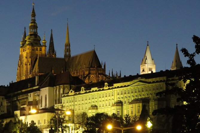 Prague Literary & Historical Tours - Comprehensive Route - Timing, group size, and simple planning tips