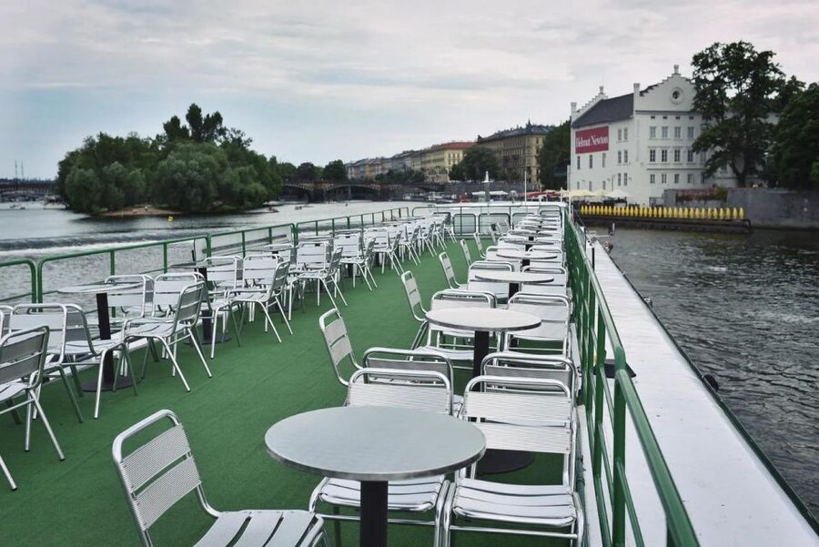 Prague: Lunch Cruise on Vltava River with open Buffet - What Is on the Open Buffet