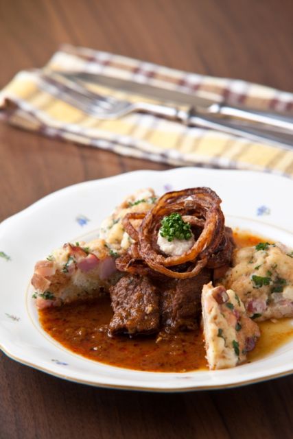 Prague: Market Tour and Traditional Czech Cooking Class - What the $227 price buys you