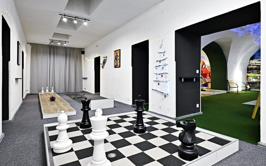Prague: Mazemania Miniature Golf Experience - A social stop with a bar and board games
