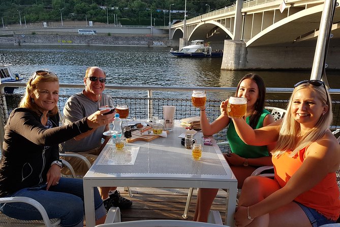 Prague Mini-Breweries Beer Tour with Czech Appetizers - What the beer tasting is really like