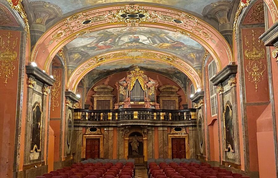 Prague: Mirror Chapel Classical Music Concert Ticket - What the one-hour program gives you