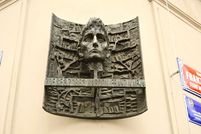 Prague: National Museum Ticket & Online Audioguide City Tour - Wenceslas Square and two turning points