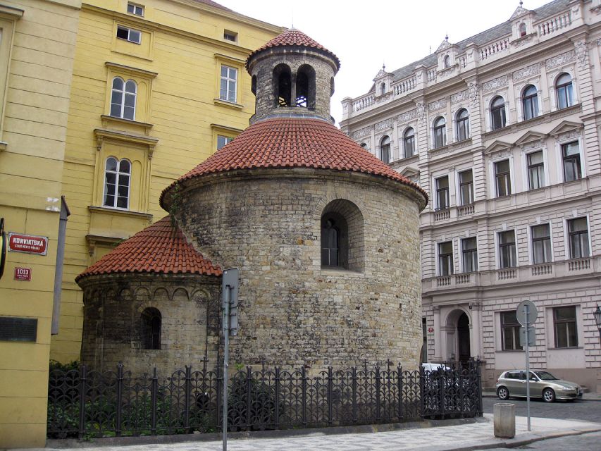 Prague: Old, New, and Jewish Towns Guided Walking Tour - Key points to know before booking