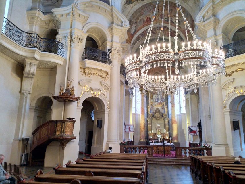 Prague: Old Town and Classical Concert Tour - Key points at a glance