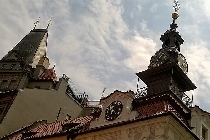 Prague Old Town and Jewish Quarter 90 minutes Guided Tour - The guides make the difference
