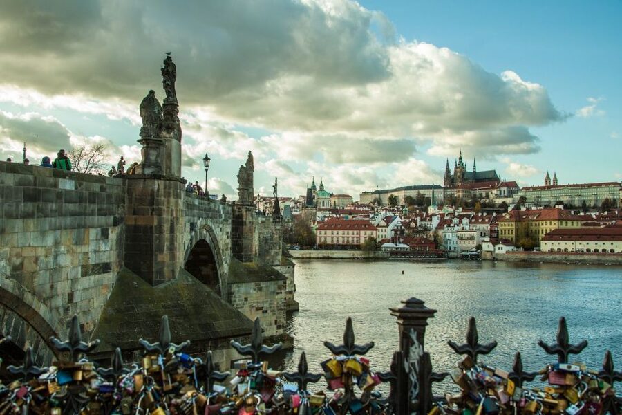 Prague: Old Town and Jewish Quarter Guided Tour in German - Charles University and the Estates Theater route