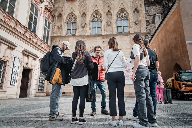 Prague Old Town and Jewish Quarter Walking Tour - Entering the Jewish Quarter through its synagogues