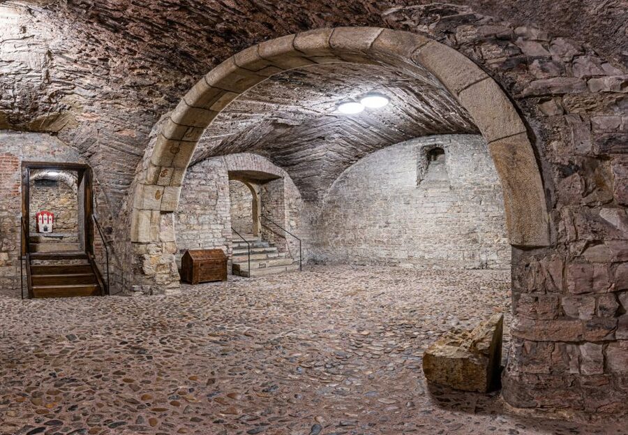 Prague: Old Town Hall Tower Entry Ticket - Adding the historical interiors and underground