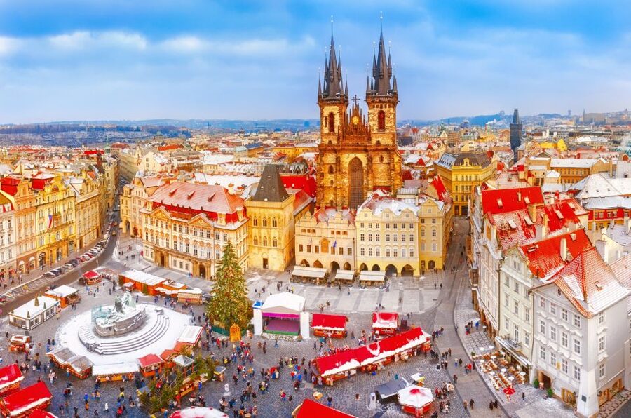 Prague: Old Town Highlights Private Guided Walking Tour - Start beside Franz Kafka and enter Prague’s Old Town