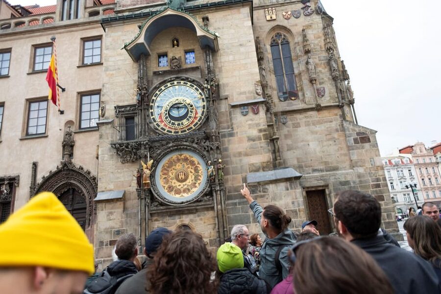 Prague: Old Town, Jewish Quarter & Astro Clock Walking Tour - Old Town Square and the Astronomical Clock