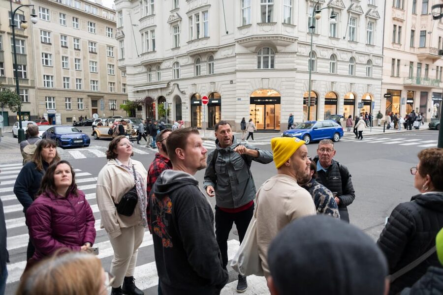 Prague: Old Town, Jewish Quarter & Astro Clock Walking Tour - What the guides add to the walk