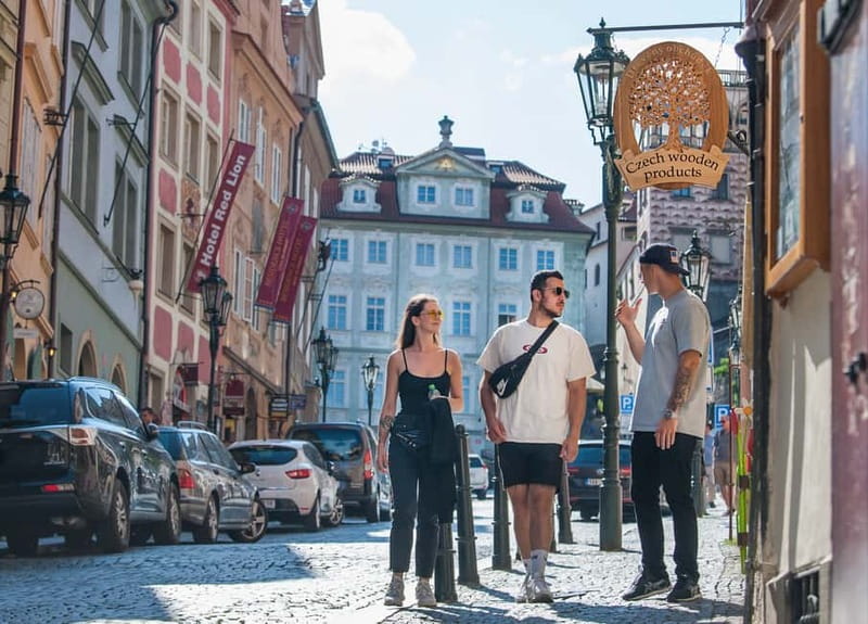Prague: Old Town, Prague Castle & River Cruise Day Tour - Meeting near Charles Bridge