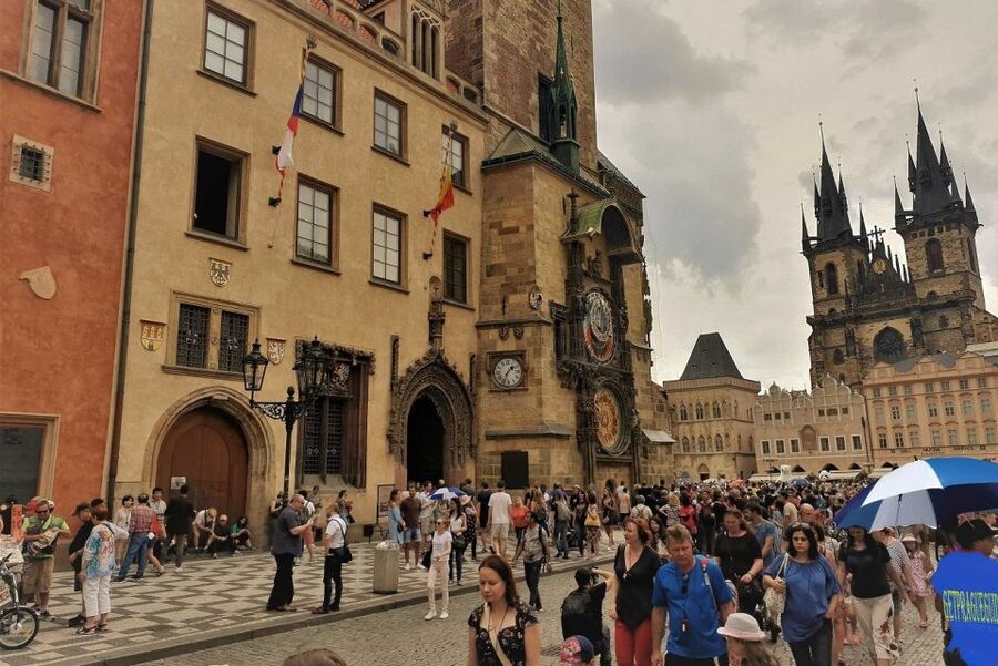 Prague: Old Town Tour & National Museum Skip-the-Line Ticket - New Town and the changing face of Prague