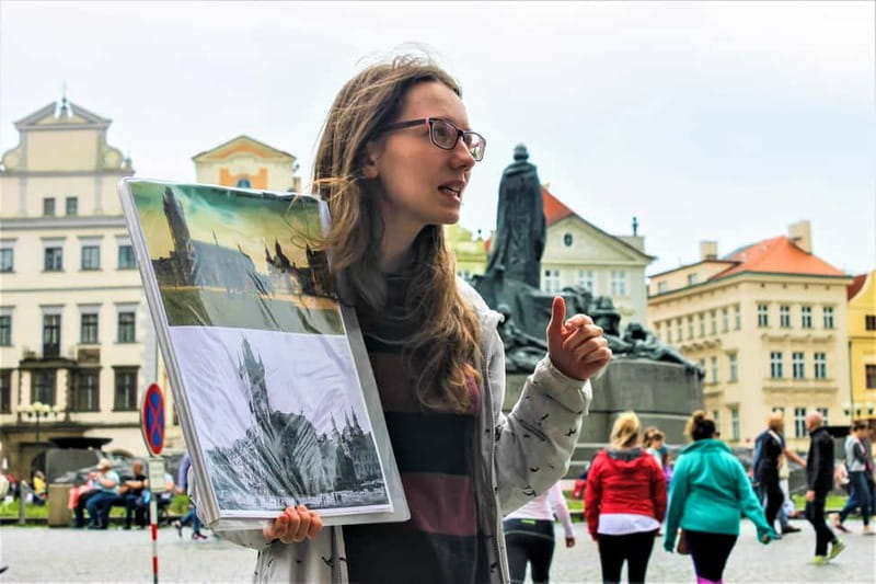 Prague: Oldtown, Medieval Underground & Dungeon History Tour - The alchemy laboratory and Prague’s Golem legend