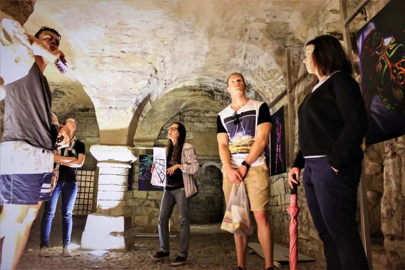 Prague: Oldtown, Medieval Underground & Dungeon History Tour - Is $30 good value for 80 minutes?