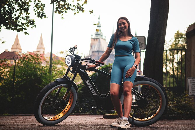 Prague on Stylish Retro styled E-Bike - Viewpoints & Sightseeing - Prague Castle and Strahov from the hilltops