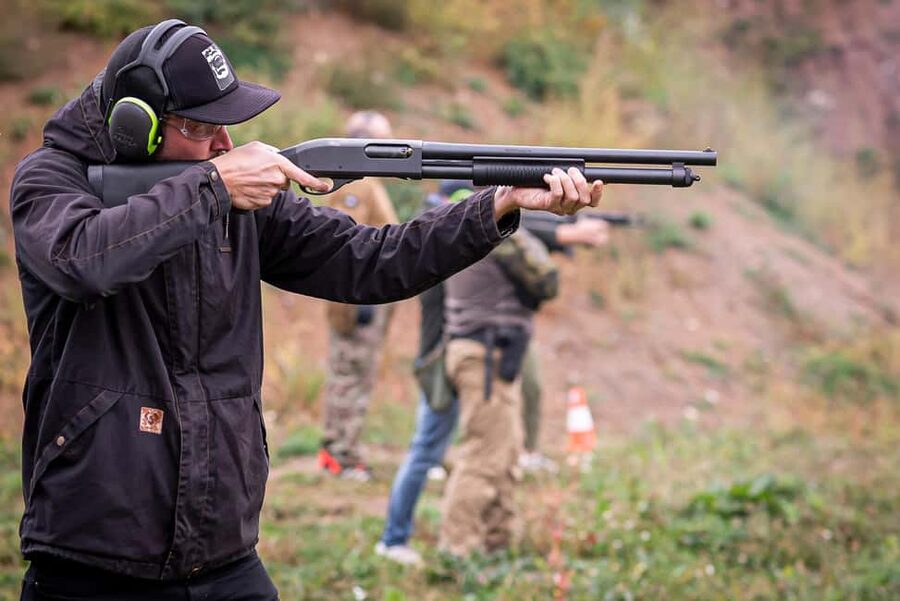 Prague: Outdoor Shooting Experience with up to 10 Guns - Choosing From Pistols, Machine Guns, and Assault Rifles