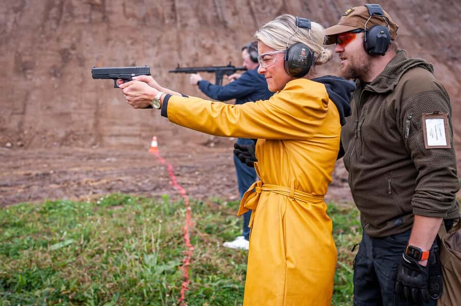 Prague: Outdoor Shooting Experience with up to 10 Guns - Who Will Enjoy This Experience Most?