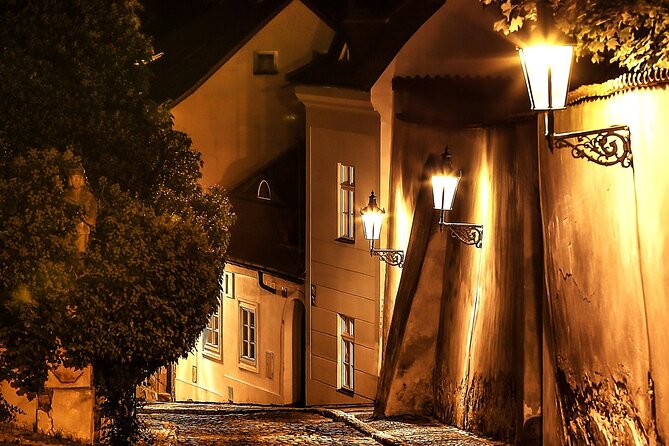 Prague Photoshoot for Couples, Betrothed, Family & Friends - A portrait session built around Prague’s postcard views