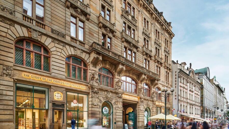 Prague: Pilsner Urquell Experience & Beer Tasting - What happens during the 60-minute route