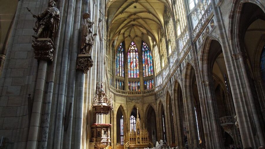 Prague: Prague Castle and Little Quarter Guided Walking Tour - Should you enter the castle interiors?