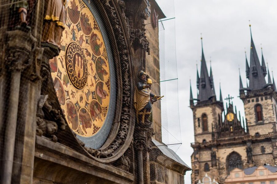 Prague: Prague Castle, Jewish Quarter, Clock Tower Admission - The Astronomical Clock Tower and Old Town Hall