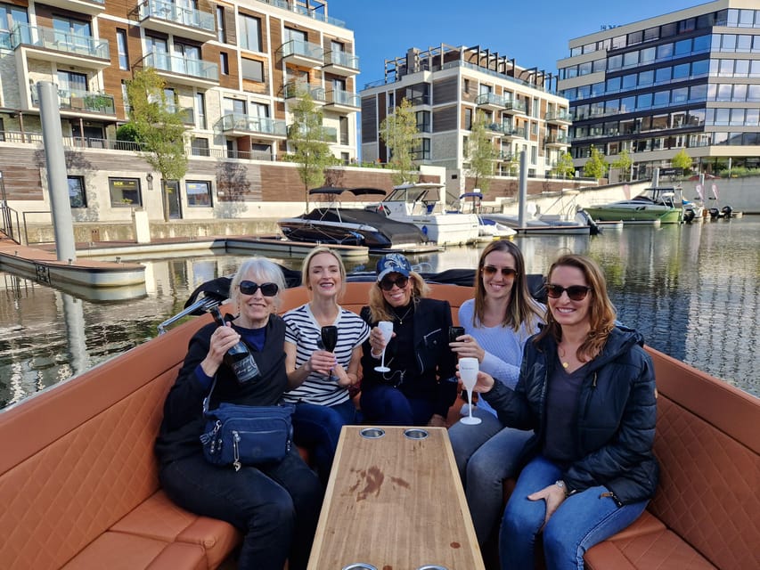 Prague Private Boat Tour - 2 Hours - What the $334 price really buys you
