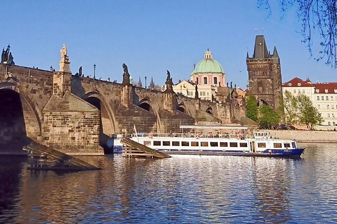Prague Private Custom Full-Day Tour: Prague Castle and Old Town - A quick look at the Jewish Quarter and luxury shopping street