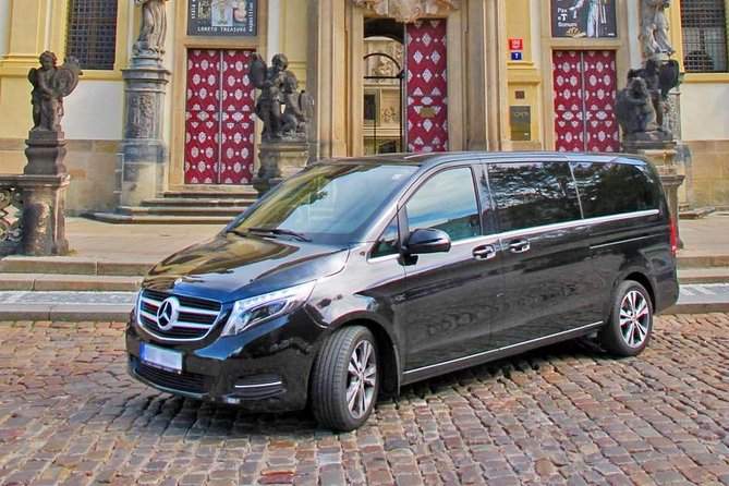 Prague Private Custom Full-Day Tour: Prague Castle and Old Town - Obecni Dum and Prague’s Art Nouveau style
