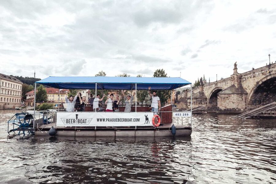 Prague: Private Cycle Boat River Tour with Beer or Prosecco - The first minutes on the Vltava