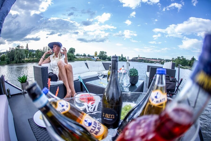 Prague: Private River Cruise with Unlimited Beer or Prosecco - Is $726 a good value?