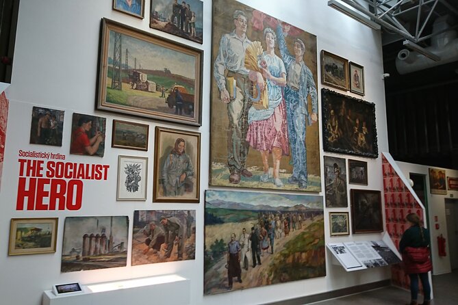 Prague Private Tour and Museum of Communism with transfer - One hour inside the Museum of Communism