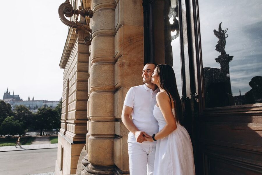 Prague: Professional Photoshoot at Prague Castle - Edited images delivered within 48 hours