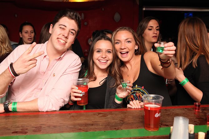 Prague Pub Crawl with Unlimited Drinks & 5 story club Entry - Meeting at Týnská at 8 p.m.
