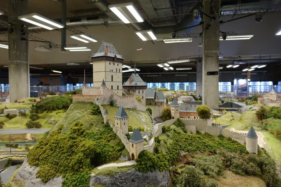 Prague: Railway Kingdom Giant Model Railway Museum - Getting there and planning your visit