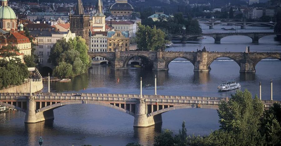 Prague: River Cruise with Transfer to Pier - The bus ride to the river