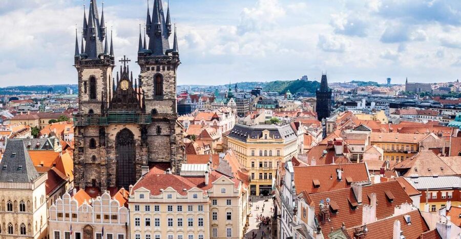 Prague Royal Castle, St Vitus, Golden Lane Tour with Tickets - Starting in Lesser Town beside St Nicholas Church