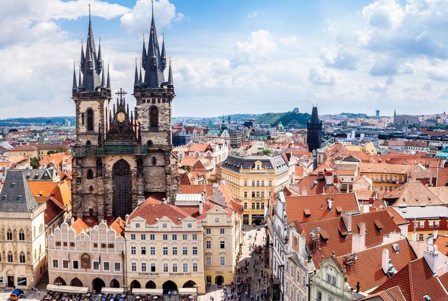 Prague Royal Castle, St Vitus, Golden Lane Tour with Tickets - The four-hour finish at Baroque St Nicholas Church