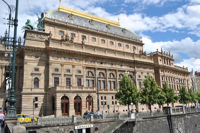Prague's charming old places tour in Russian language - Is this Prague tour worth $57?