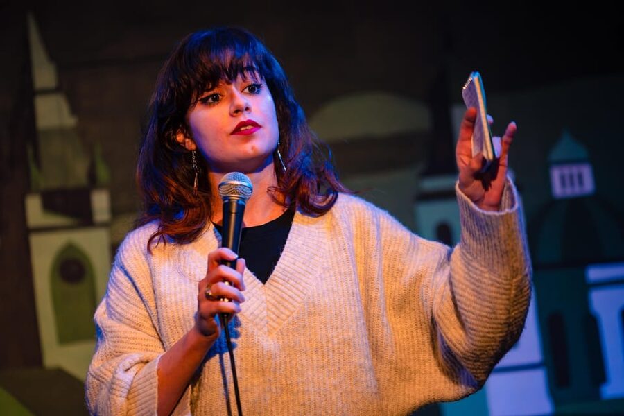 Prague: Saturday Stand-Up Comedy Night in English - A Saturday night at Metro Comedy Club
