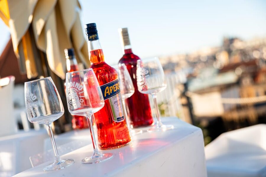 Prague: Sky Bar Aperitivo Menu with Drink & Panoramic Views - What happens during the one-hour aperitivo