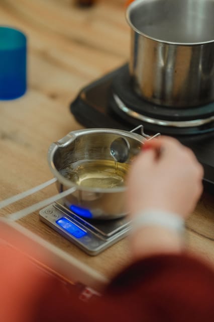 Prague: Soy Candle-Making Workshop - Decorating the candle with up to three choices
