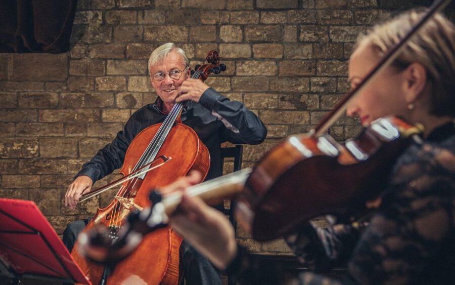 Prague, St. Martin: The Best of World & Czech Music - Who will enjoy this concert most?