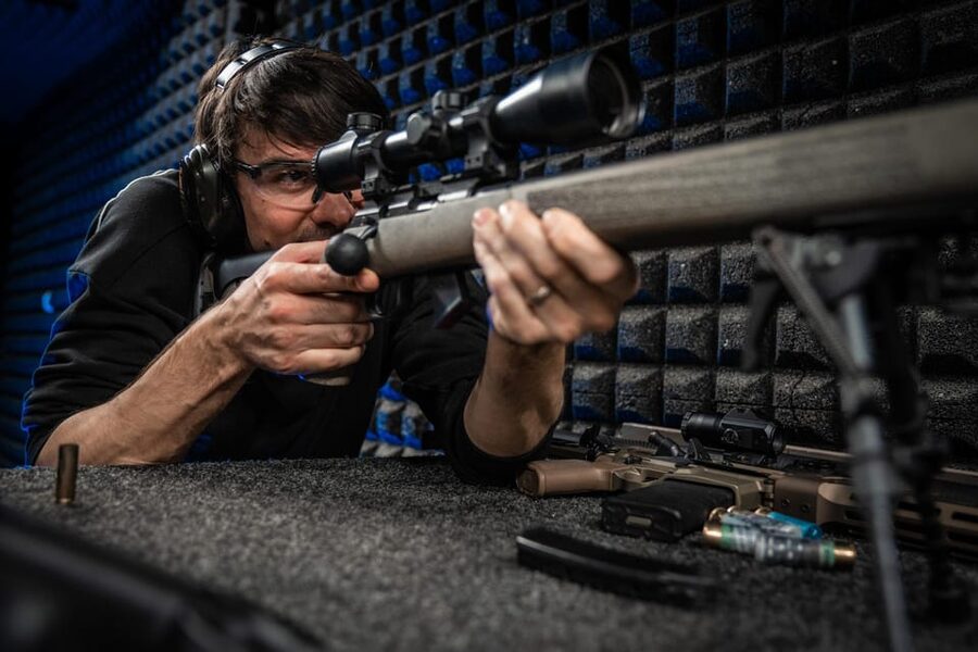 Prague: Target Gun Shooting Experience with Hotel Pickup - Choosing between 25, 50, and 80 shots