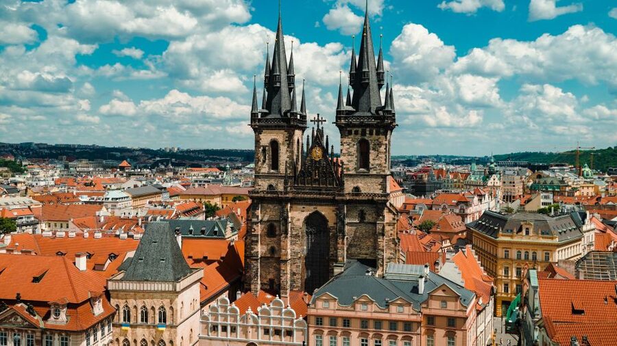Prague: Top Sights and Historic Center Introduction Tour - Cubist design at the House of the Black Madonna