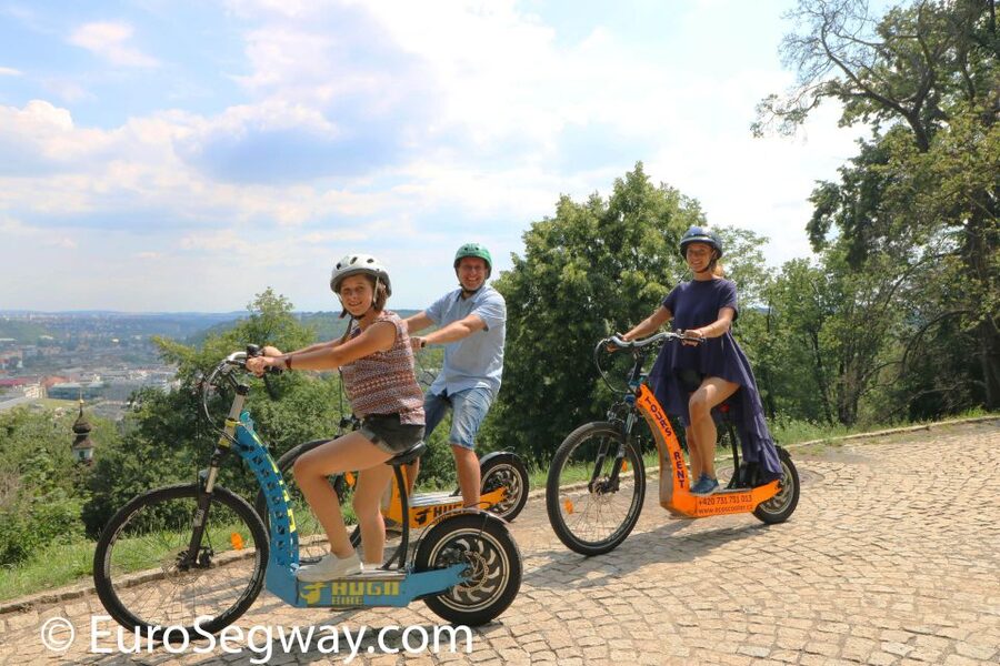 Prague: Tour by Electric Scooter or Cruiser eBike - Rudolfinum and the Old Town Square