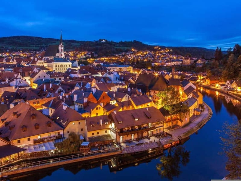 Prague: Transfer to Vienna via fabulous Cesky Krumlov - Key points before you book
