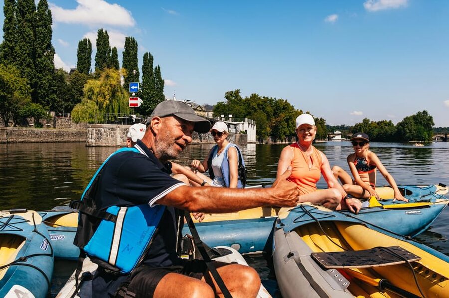 Prague: Vltava River Guided Canoeing Tour - Why the guiding matters